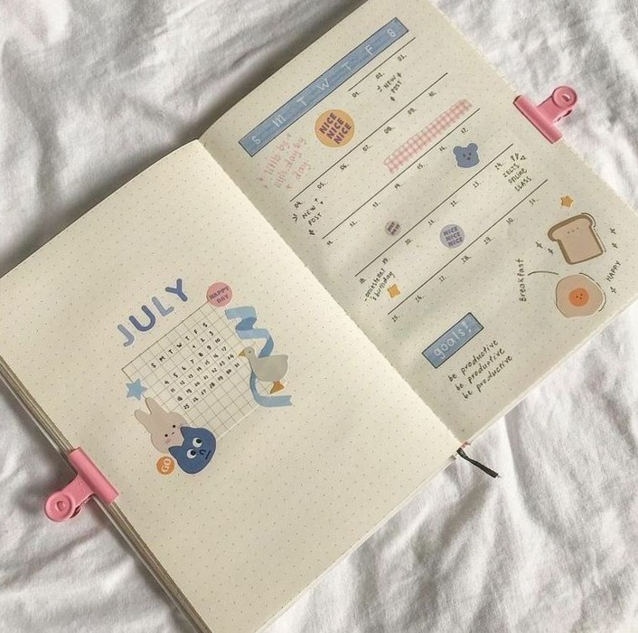 The Secret To Staying Productive And Inspired This Year ☀️ 📁