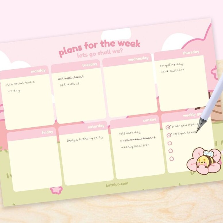🌿 ☁️ dream life manifestation: Sakura Bumblebutt Weekly Planner — 50 A4 Pages