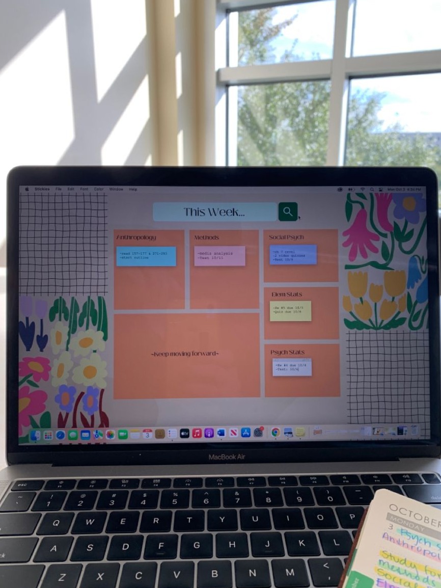 👰 💍 stay inspired all year long: Digital Desktop Wallpapers for Designers & Creatives