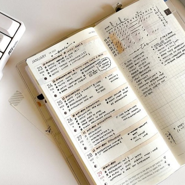 How I Use a Work Planner for Digital Design Success — 📁 📊 stay inspired all year long