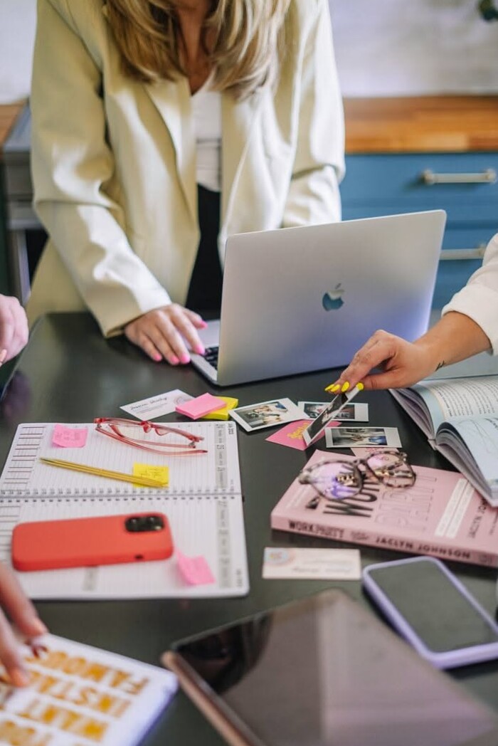 Imágenes originales para diseño digital y planners creativos — 🤍 ☁️ secret to staying productive