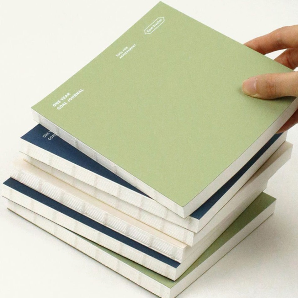 One Year Goal Tracker Space | Digital Planner Asset — 💎 🎨 seamless organization hack