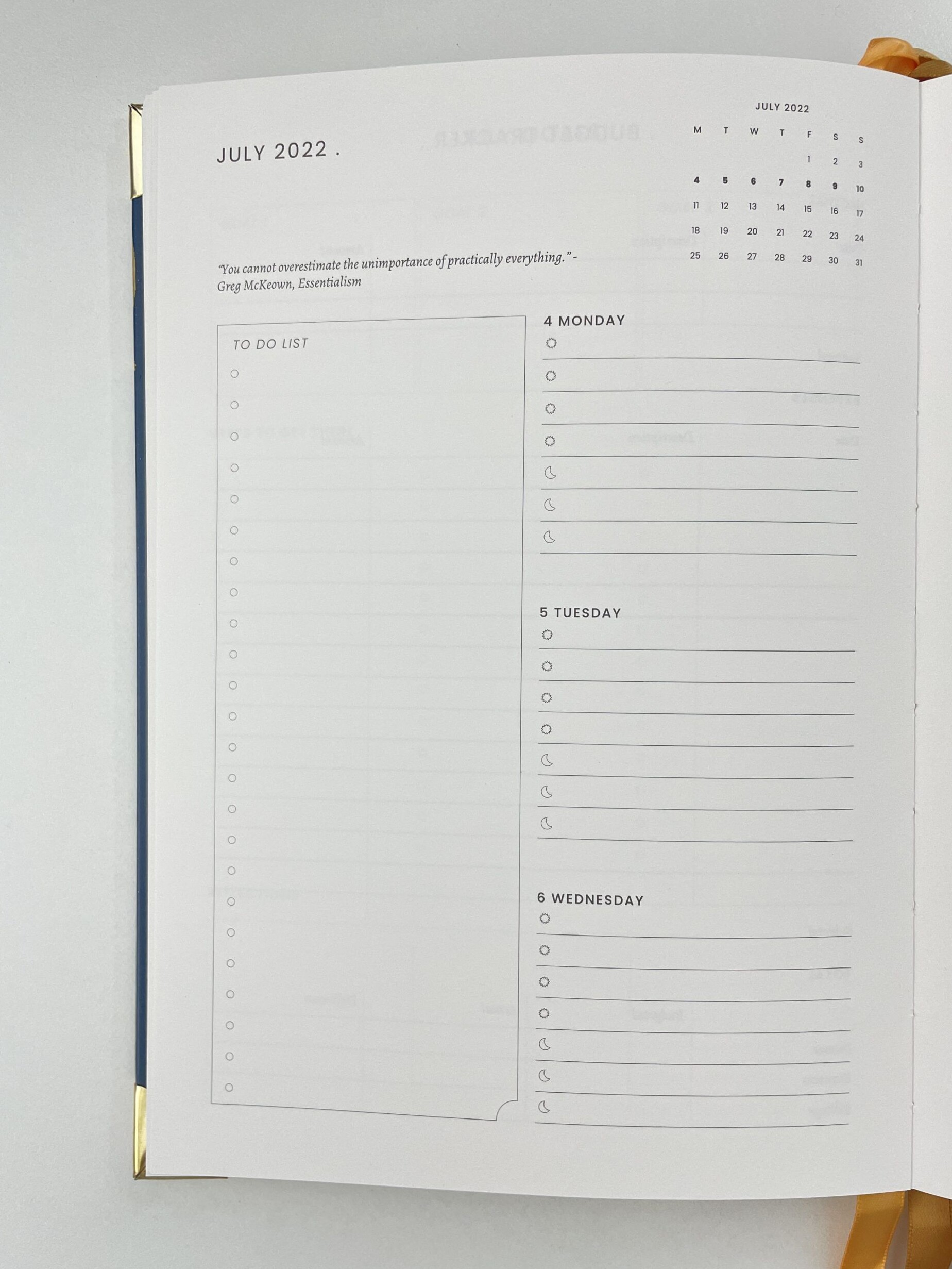 📅 📅 stay inspired all year long: Komorebi Luxe Planner Review: Horizontal Weekly Layout