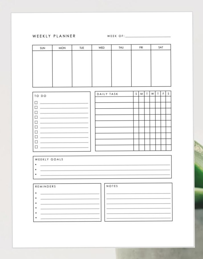 ✨ 🕯️ stay inspired all year long: Minimalist Weekly Planner | Digital & Printable Templates